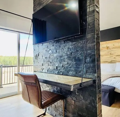 Penthouse At Meadow View! Villa
